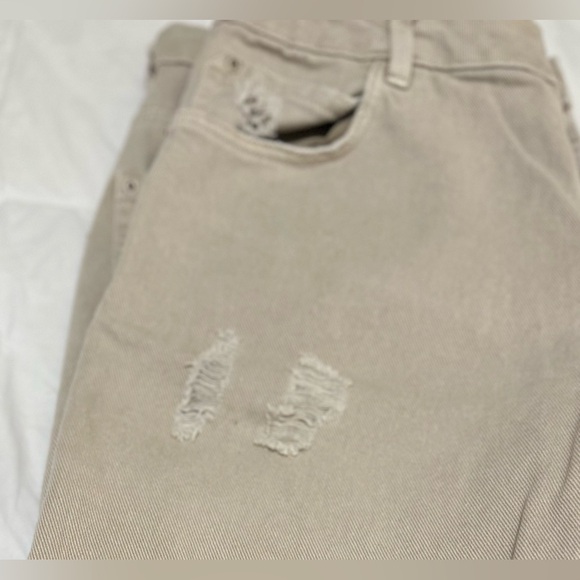 Zara Basic 06 - Picture 4 of 8